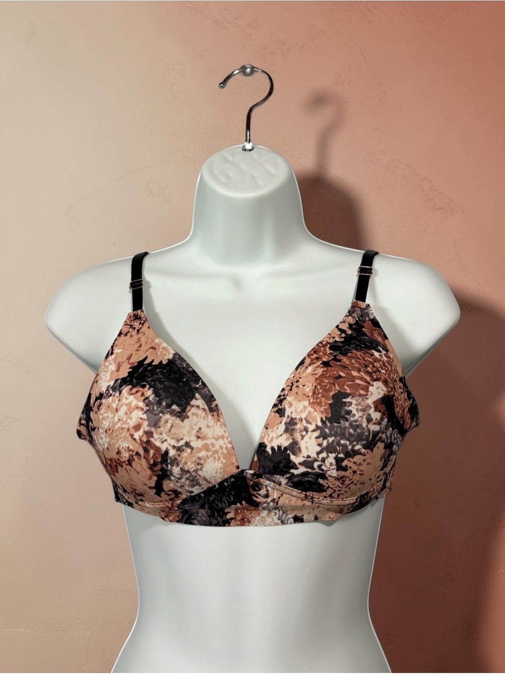 Danskin, Intimates Wireless Floral Bralette Nude Pink Black 34B Soft Stretch Bra